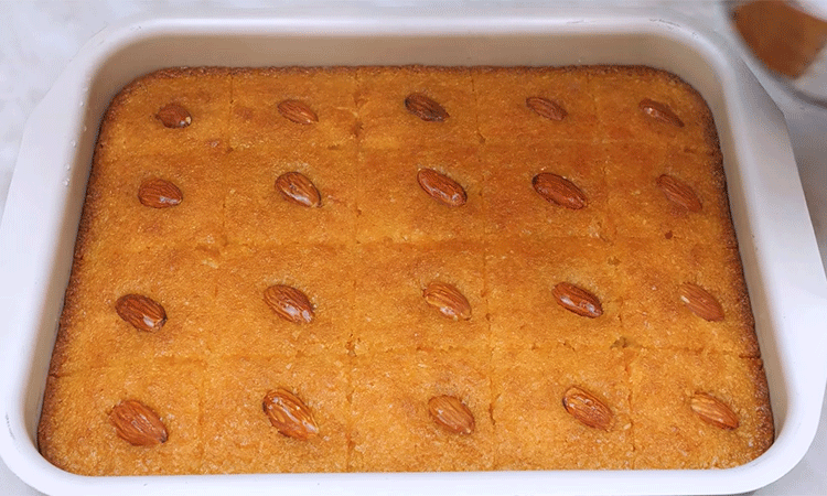 Deliciu turcesc cu cocos și gris- O rețetă simplă cu ingrediente la indemană