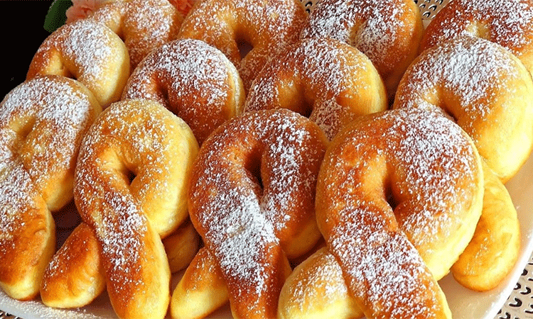 Gogoși Impletite: Rețeta Simplă pentru un Desert Pufos