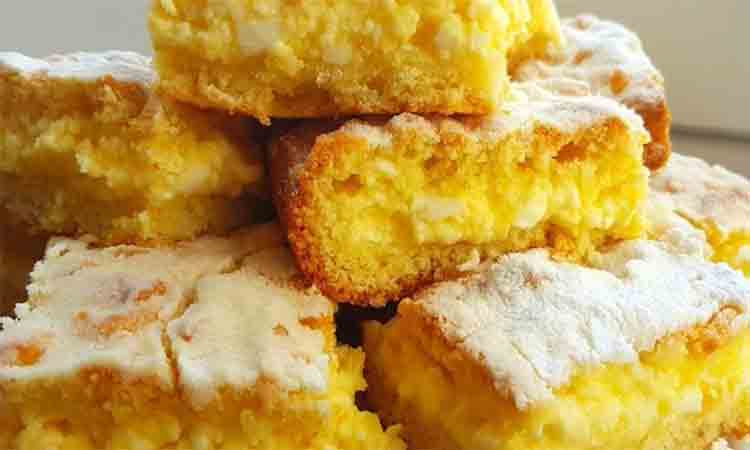 Bucură-te de savoarea inconfundabilă a plăcintei cu brânză, un deliciu preferat al întregii familii!