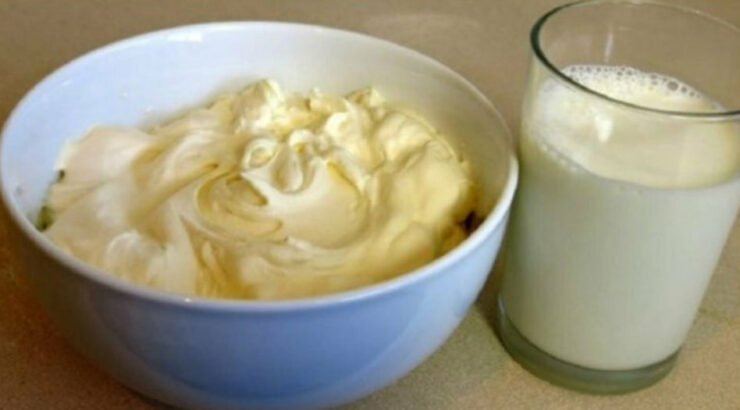 Crema de Lapte pentru Torturi și Prăjituri – Delicată și Extrem de Gustoasă!