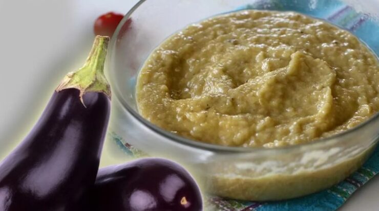 Descoperă Ingredientul secret al salatei de vinete fără maioneză