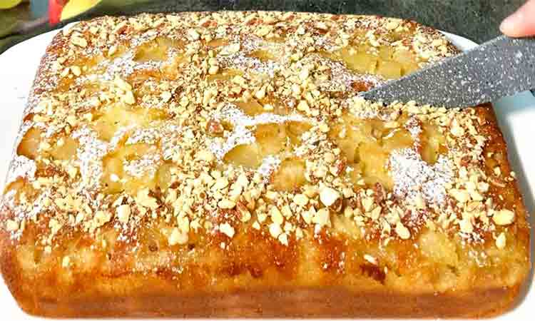 Descoperă cea mai rapidă și simplă rețetă de prăjitură răsturnată cu mere și pere, un desert delicios pe care trebuie să-l încerci!