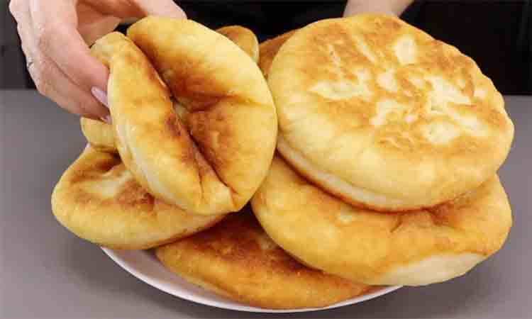 Descoperă reteta de Plăcinte cu Brânză – Aluatul din Cartofi, Secretul Delicios