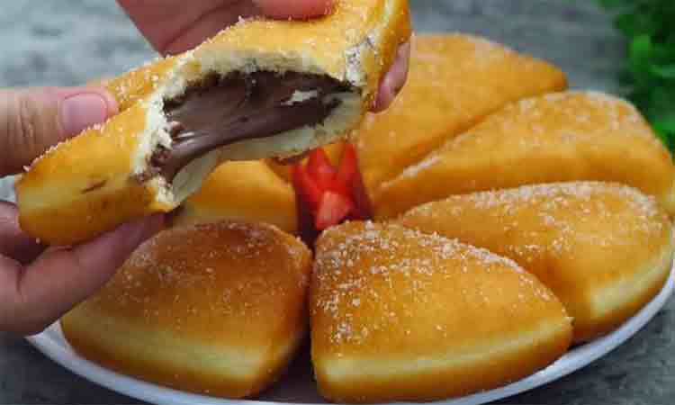 Gogoși delicioase umplute cu ciocolată – Ușor de preparat