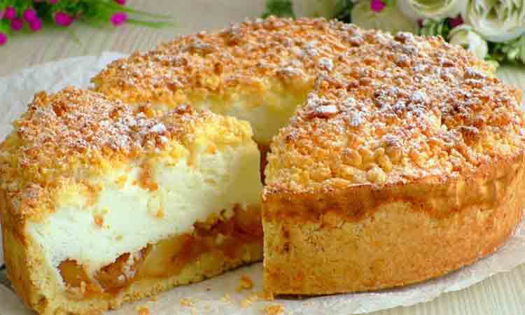 Plăcintă cu Mere și Cremă de Smântână – Delicioasă și Aromată