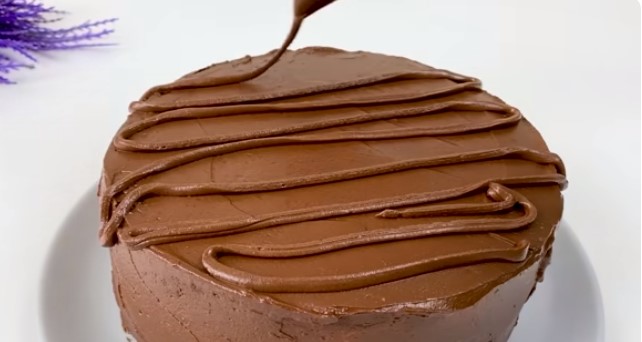 Rețeta bunicii mele are aproape 100 de ani! Ingrediente necesare: 4 ouă, 180 g de zahăr, 130 g de faine …