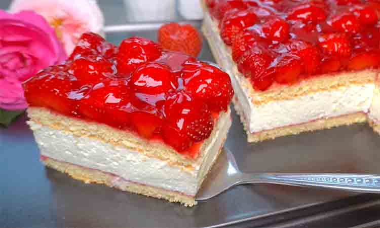 Rețetă de Prajitură cu Capsuni, Friscă și Mascarpone