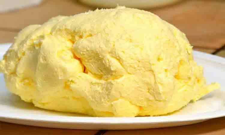 Reteta simpla si rapida de unt facut in casa – O alternativa delicioasa la untul din comert