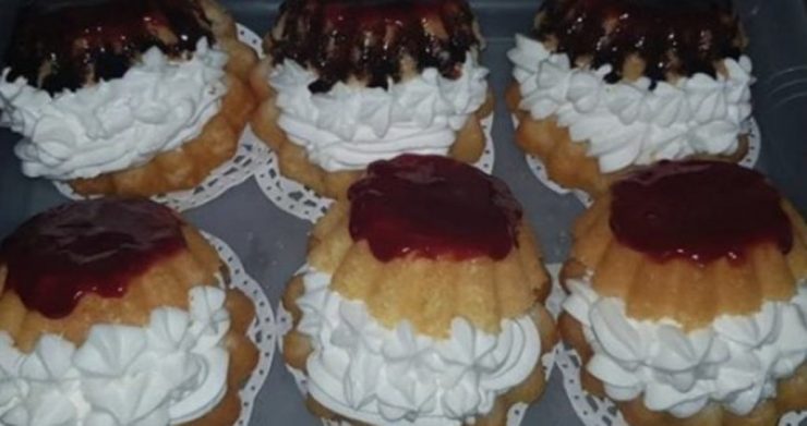 Savarinele de casă sunt atât de delicioase încât nu te vei putea sătura de ele – insiropate si cremoase