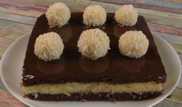 Tort-Chec “Bounty” cu Aluat și Cremă Coapte Împreună