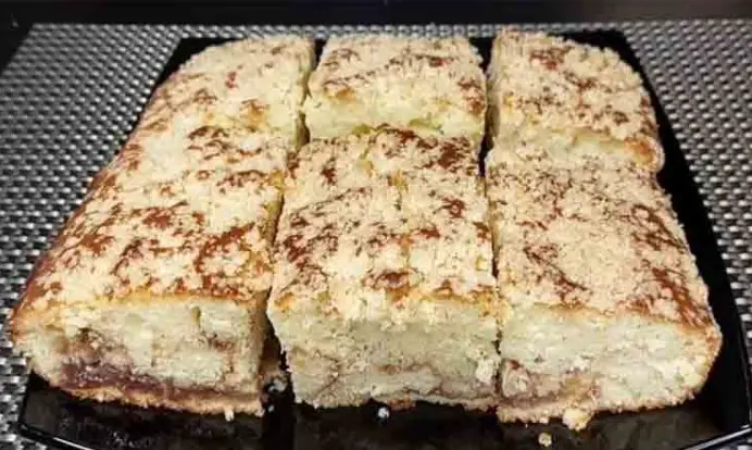 Delicatesă de casă: Pandispan cu chefir și gem. Nu pot rezista să nu îl fac!