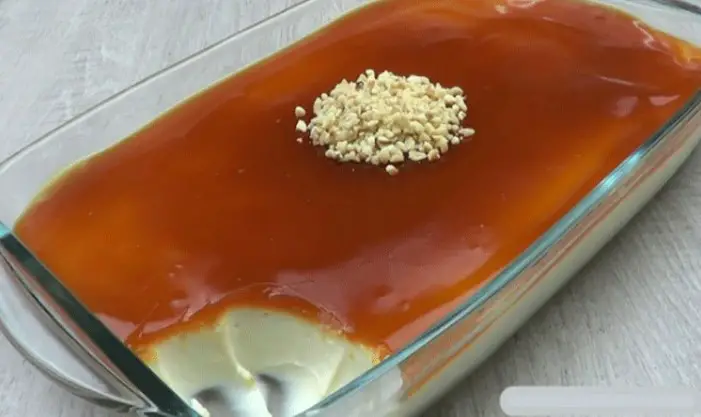 Descoperă rețeta irezistibilă a prăjiturii cu caramel – o delicatesă cremoasă și ușor de preparat!