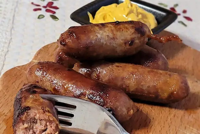 Descoperă rețeta simplă pentru cârnați de curcan și cum să-i păstrezi mai mult timp