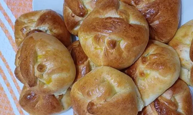 Descoperă secretul brânzoaicelor, desertul preferat al românilor! Ce sa mai adauga in plus fata de branza