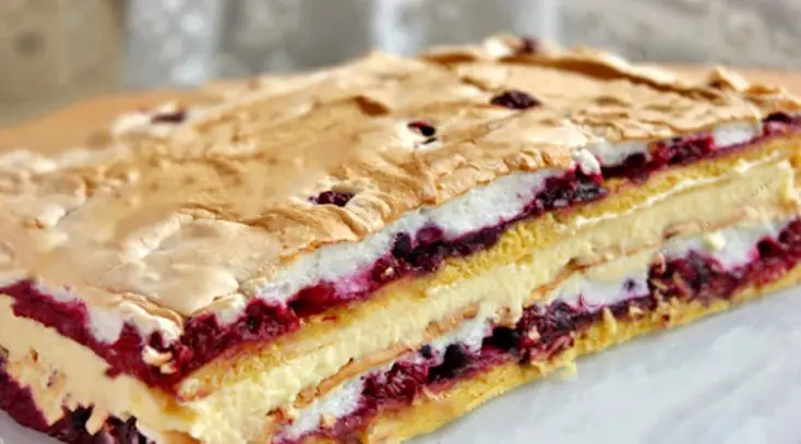 Prăjitura Poloneză Pani Walewska – Rețetă Delicioasă