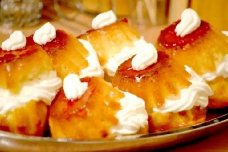 Rețetă de Savarine Fine și Delicioase pentru Toate Gusturile