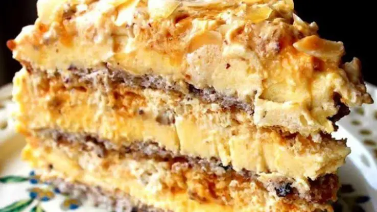 Rețetă de Tort Egiptean cu Nucă și Alune – Desertul Perfect