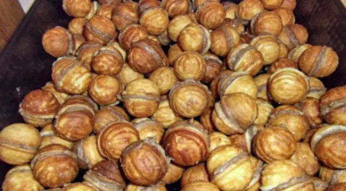 Rețeta tradițională de nuci umplute – Gustul copilăriei fără ingrediente scumpe