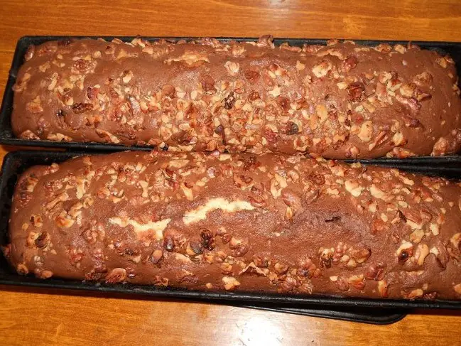 Simți pofta de ceva dulce, dar nu ai multe ingrediente în casă? Iată o rețetă simplă și delicioasă pe care poți să o prepari cu ce ai la îndemână!