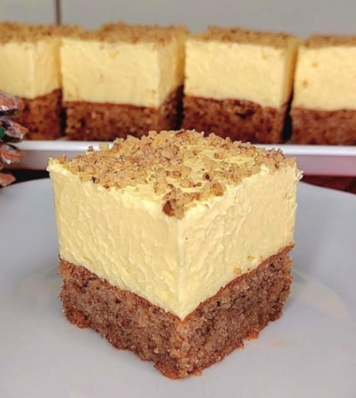 Prajitură uitată cu nuci și budincă Rapidă, delicioasă și ușor de făcut! Se topește în gură