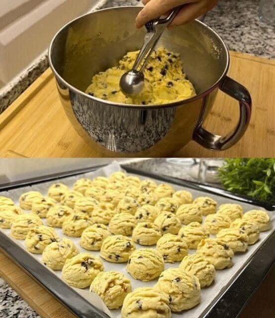 Prăjituri în 5 minute: Se formează cu o lingură de înghețată, iar amestecul este gata în 2 minute.