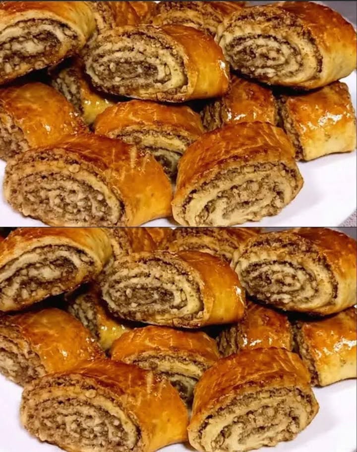 Se rulează, se taie și se coc! O rețetă foarte simplă pentru biscuiți cu nucă.