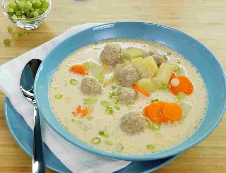 Supă de gulii a bunicii