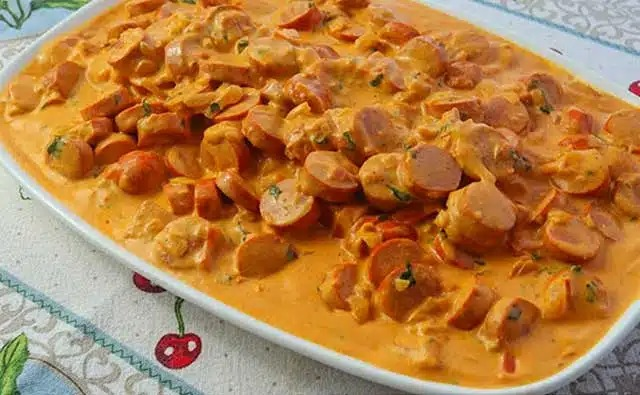 Rețetă delicioasă de Bratwurst fâșii