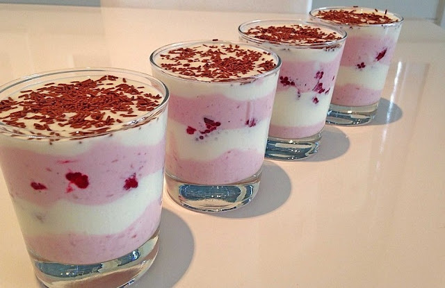 Mascarpone cu brânză de zmeură