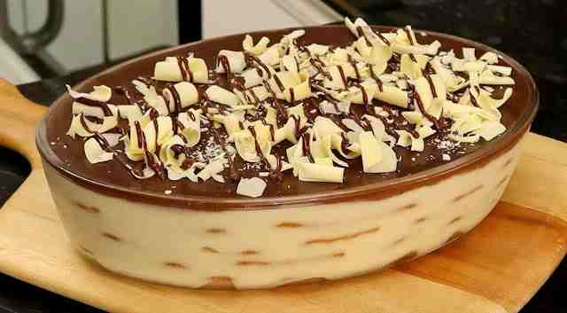 Desert stratificat cu biscuiți cu unt și brânză de vaci, pur și simplu delicios!