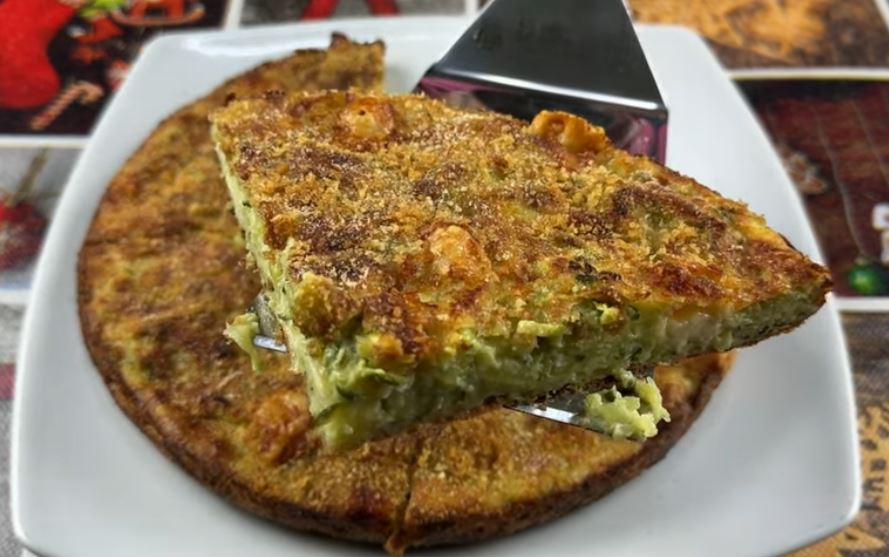 După Crăciun mănânc ceva ușor și sănătos, în seara asta aduc pe masă acest plăcintă sărată cu doar 270 de calorii!