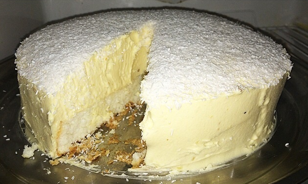 Tort de banane cu cocos fără coacere