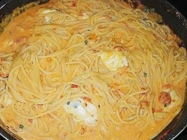 Rețetă de Spaghete cu Mozzarella