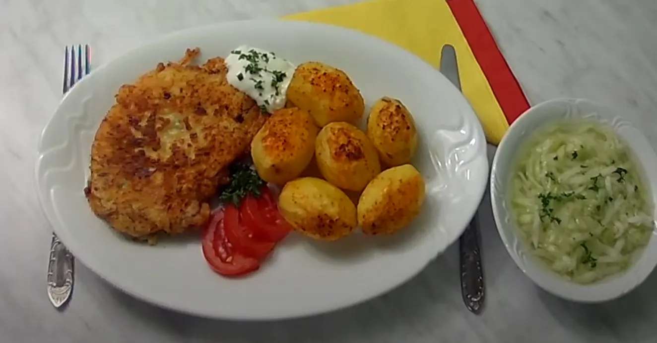 Cele mai bune șnițele de porc în aluat cu brânză: Crocante și suculente!