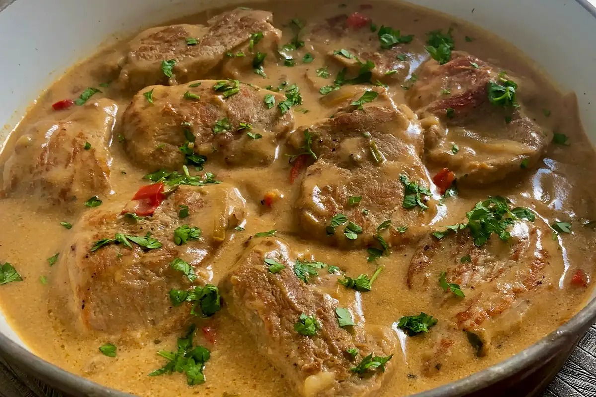 Șnițel în sos de muștar, aș putea mânca asta în fiecare zi!