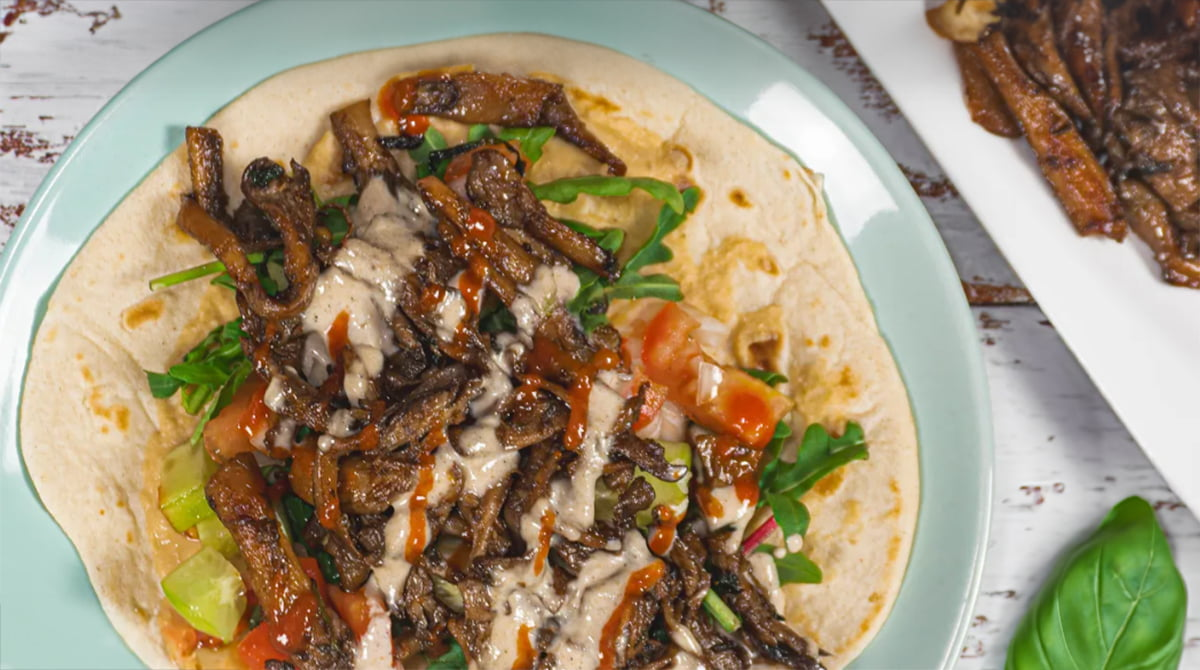 Ciuperci coapte delicioase în clătită: Ciuperci aromate coapte cu sos tahini!