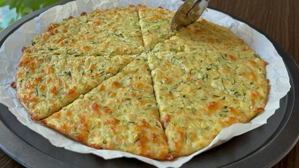 Pizza sănătoasă, aș mânca-o în fiecare seară fără să mă satur: Nu conține făină | Doar 67 Kcal pe felie!