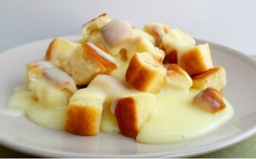 Mini Buchteln cu sos de vanilie