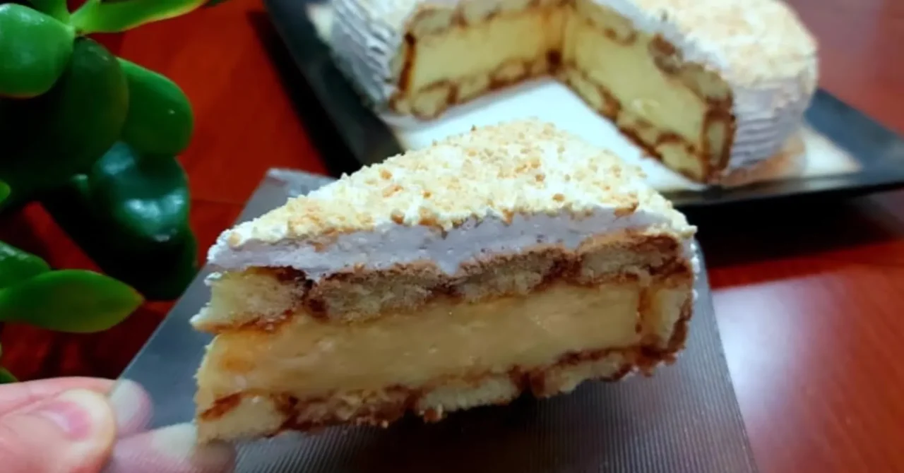 Cea mai bună prăjitură fără coacere cu pișcoturi și cremă vanilie-ciocolată: REȚETĂ pas cu pas!