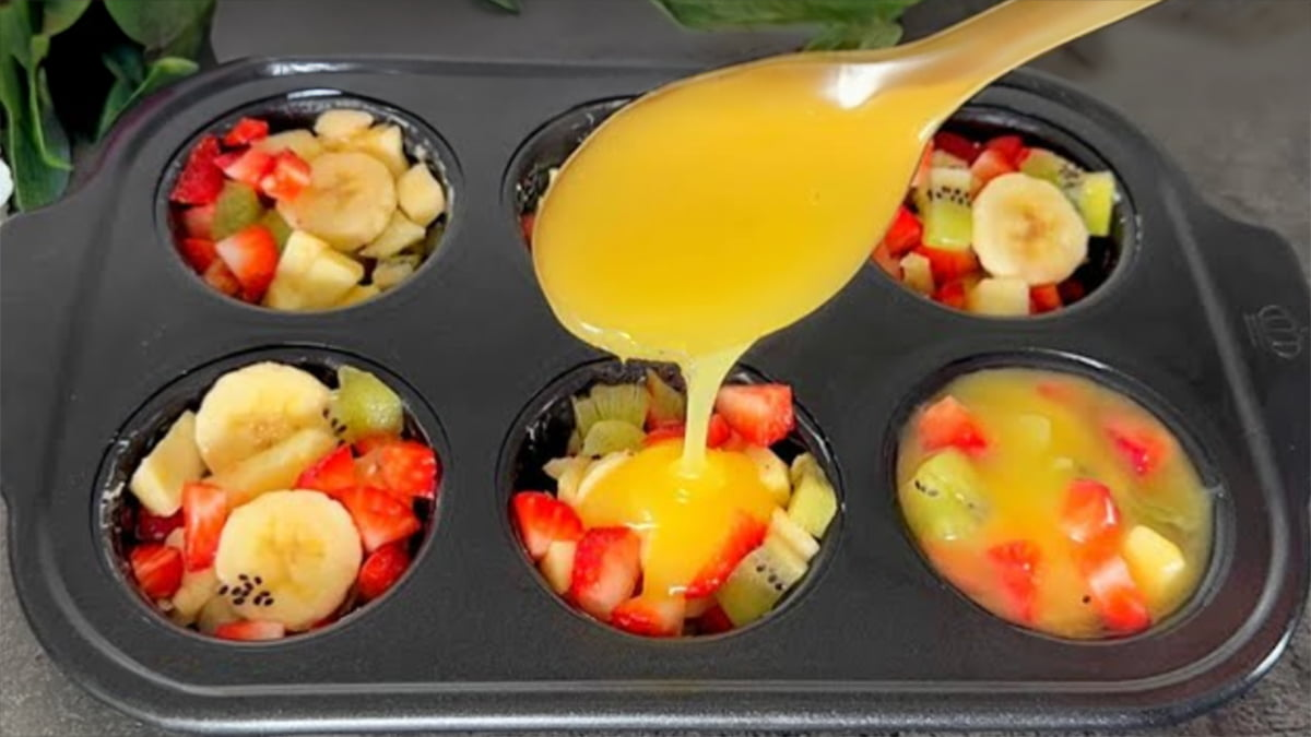 Brioșe cu fructe fără coacere: Cel mai popular desert al acestei veri!