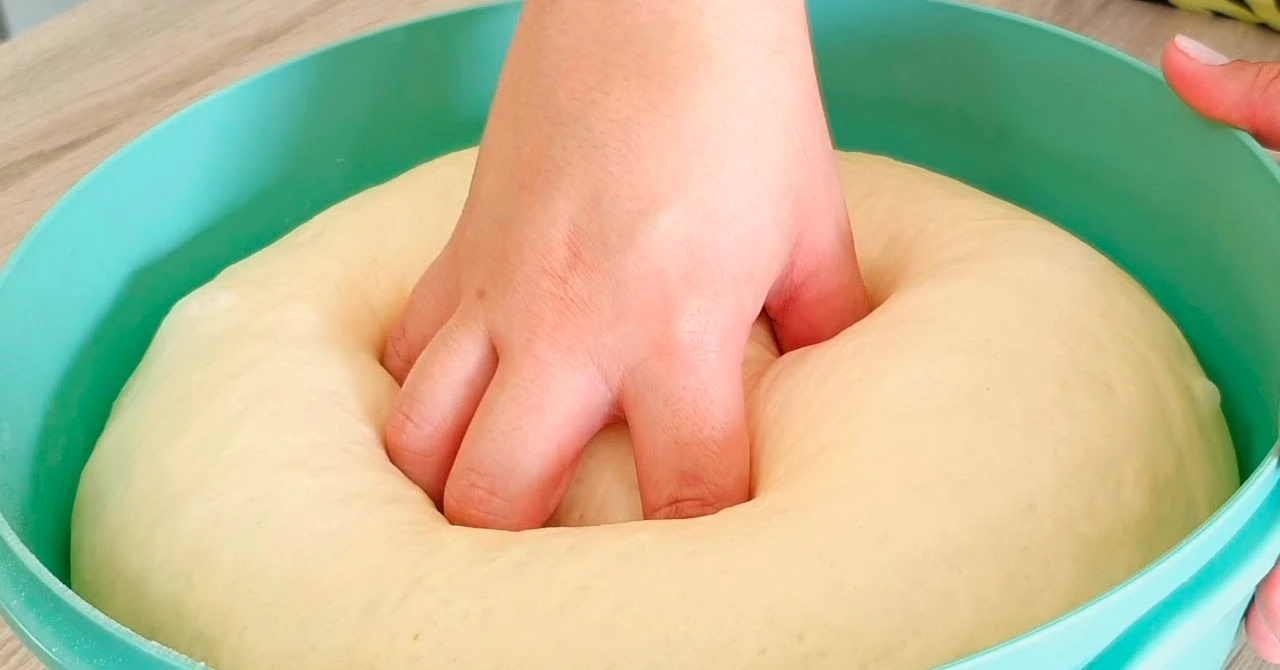 Cele mai bune cornuri de casă ca la bunica: pufoase și aromate!