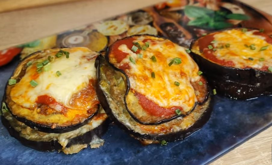 Așa nu ai mai făcut niciodată vinete, îți vei linge chiar și farfuria: îți promit asta | Doar 150 Kcal!