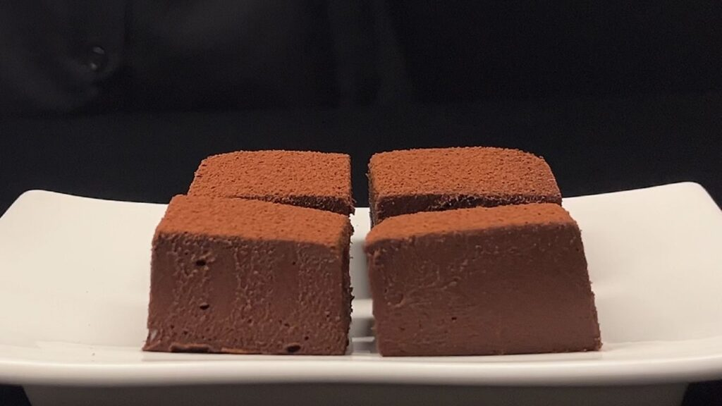 Luați micul dejun așa, acest desert fără cuptor m-a convins și îl fac cu 2 ingrediente!