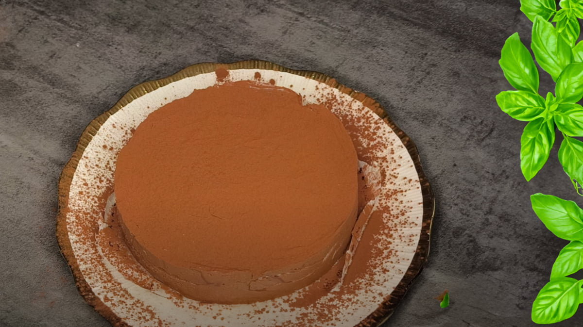 Desert rapid de ciocolată fără zahăr: Amestecă iaurt cu ciocolată și rezultatul te va surprinde!