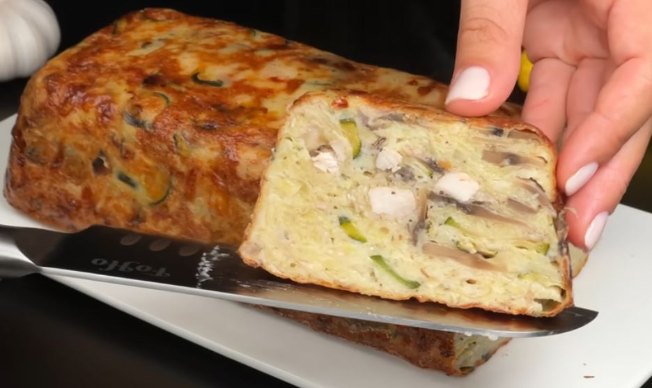 Dacă nu am timp, pregătesc această tartă sărată cu prune cu o zi înainte, ca să am mâncarea gata pentru a doua zi | Doar 490 Kcal!