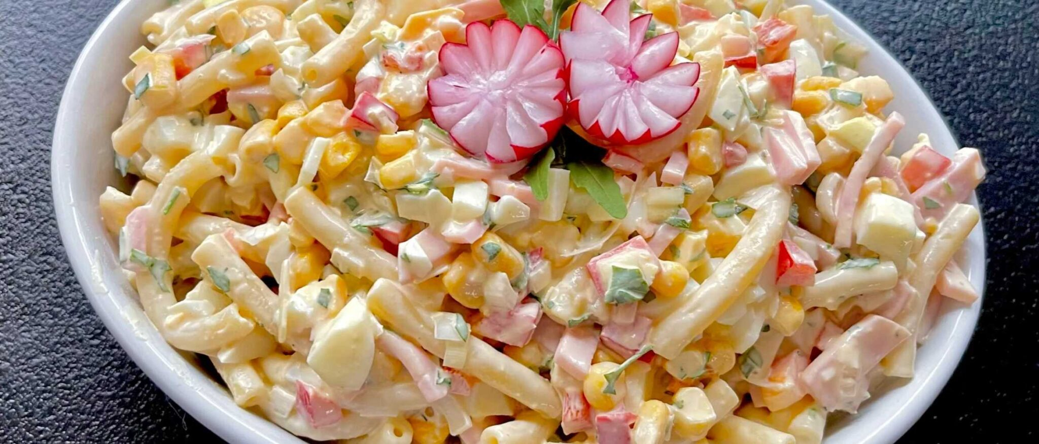 Salată de tăiței pentru fete