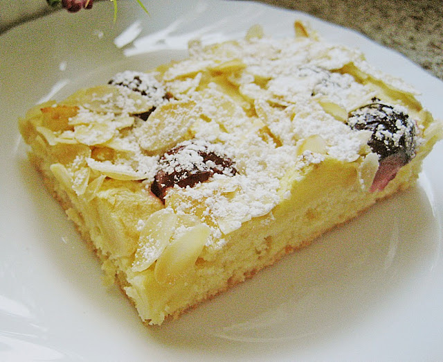 Plăcintă cu mere și vișine după rețeta bunicii Bärbel