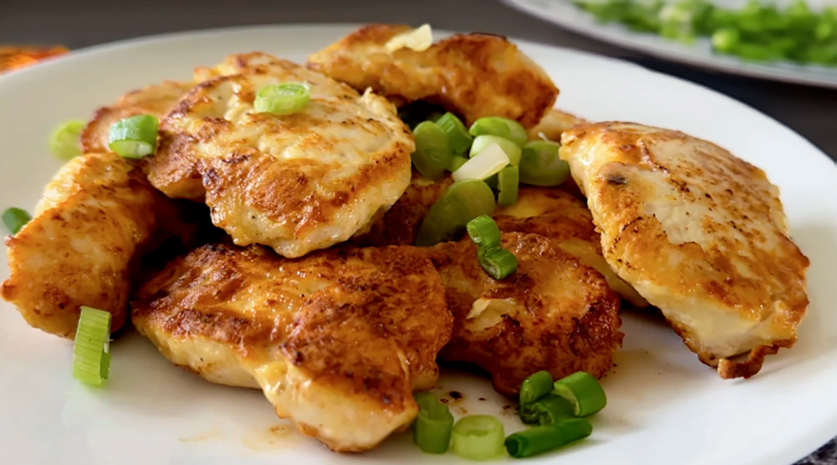 Piept de pui delicios cu smântână acră: Așa pregătit, pieptul de pui mi-a câștigat inima