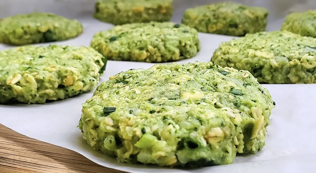 Clătite de broccoli cu fulgi de ovăz: Această rețetă mă ajută să ard grăsimea de pe burtă!