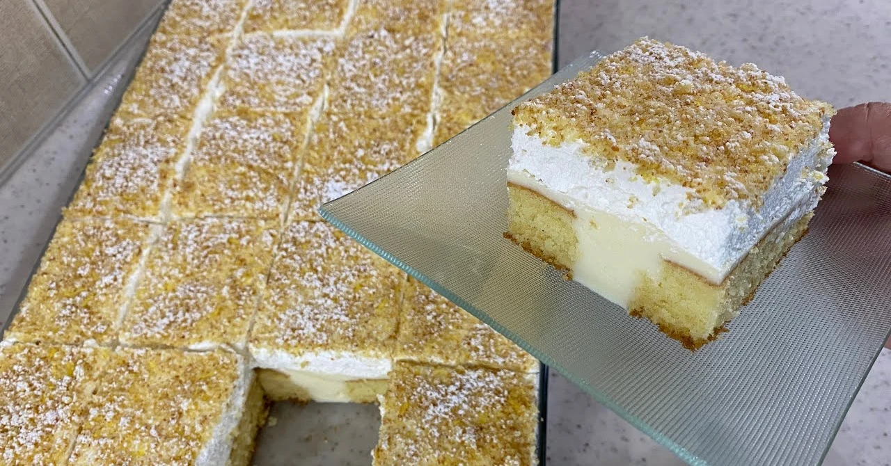 HIT pe internet: Pandispan cu cremă divină de gălbenuș și frișcă!